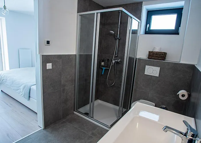 Rmg Roses * Bad Kleinkirchheim