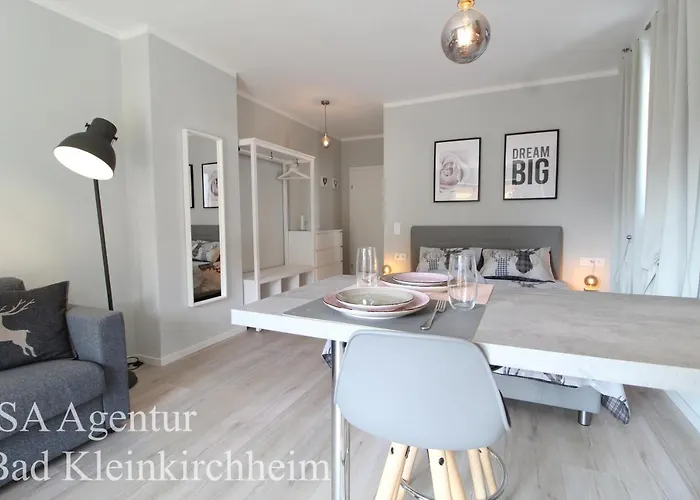 Rmg Roses Apartmán *